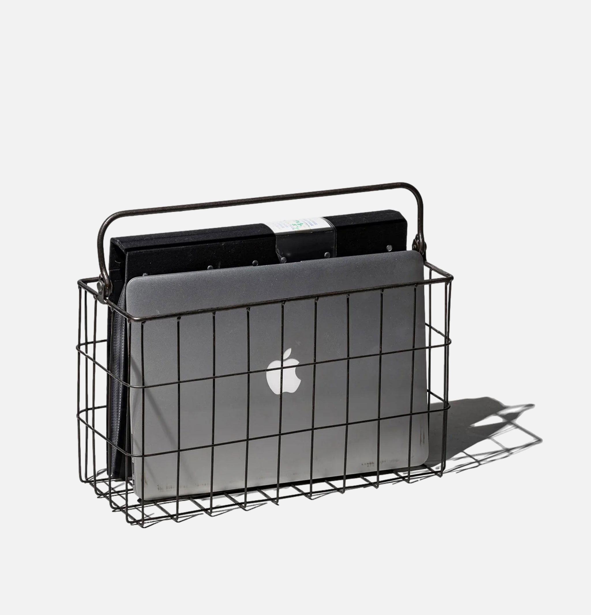 Magazine Wire Basket Puebco