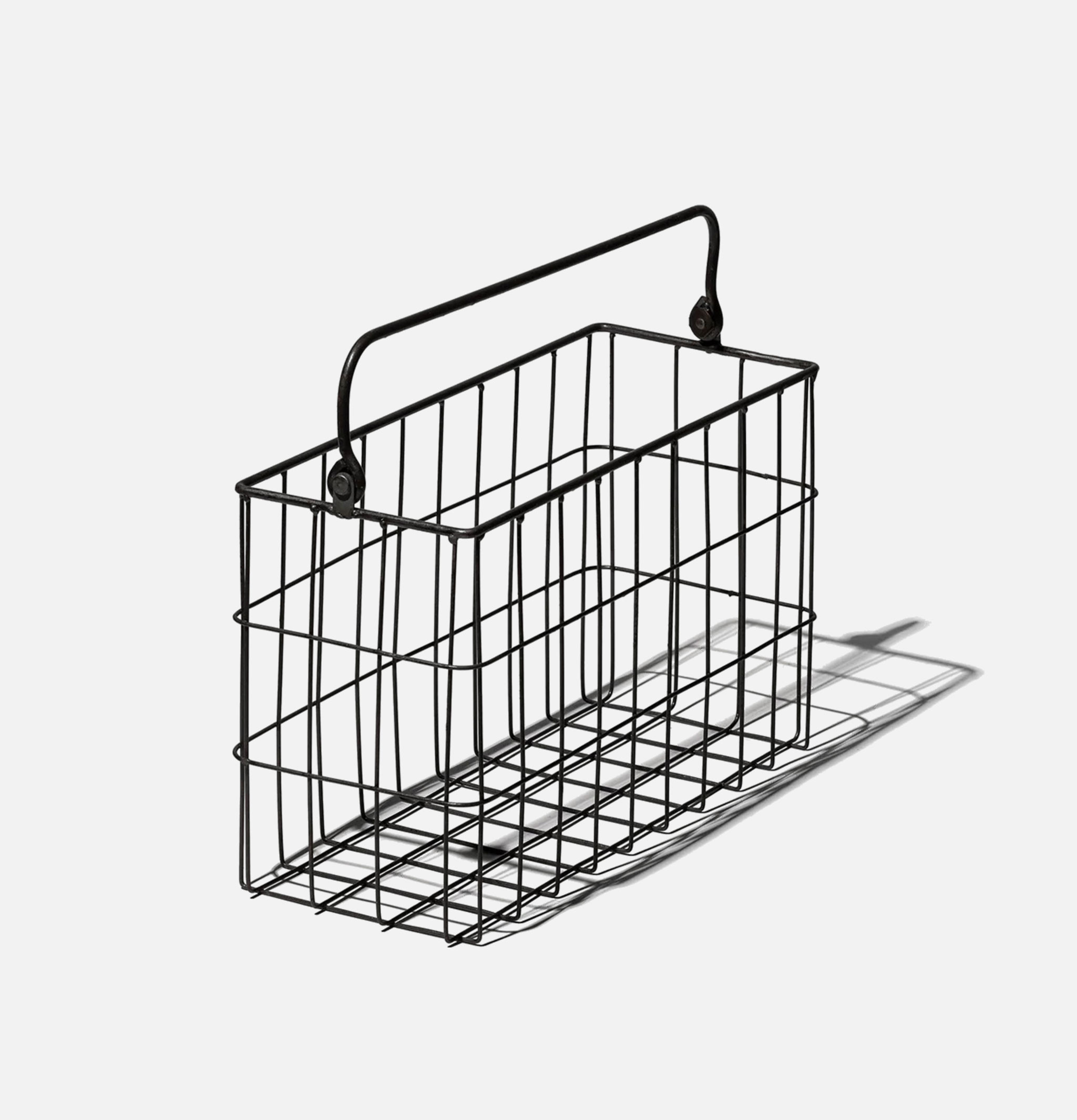 Magazine Wire Basket Puebco