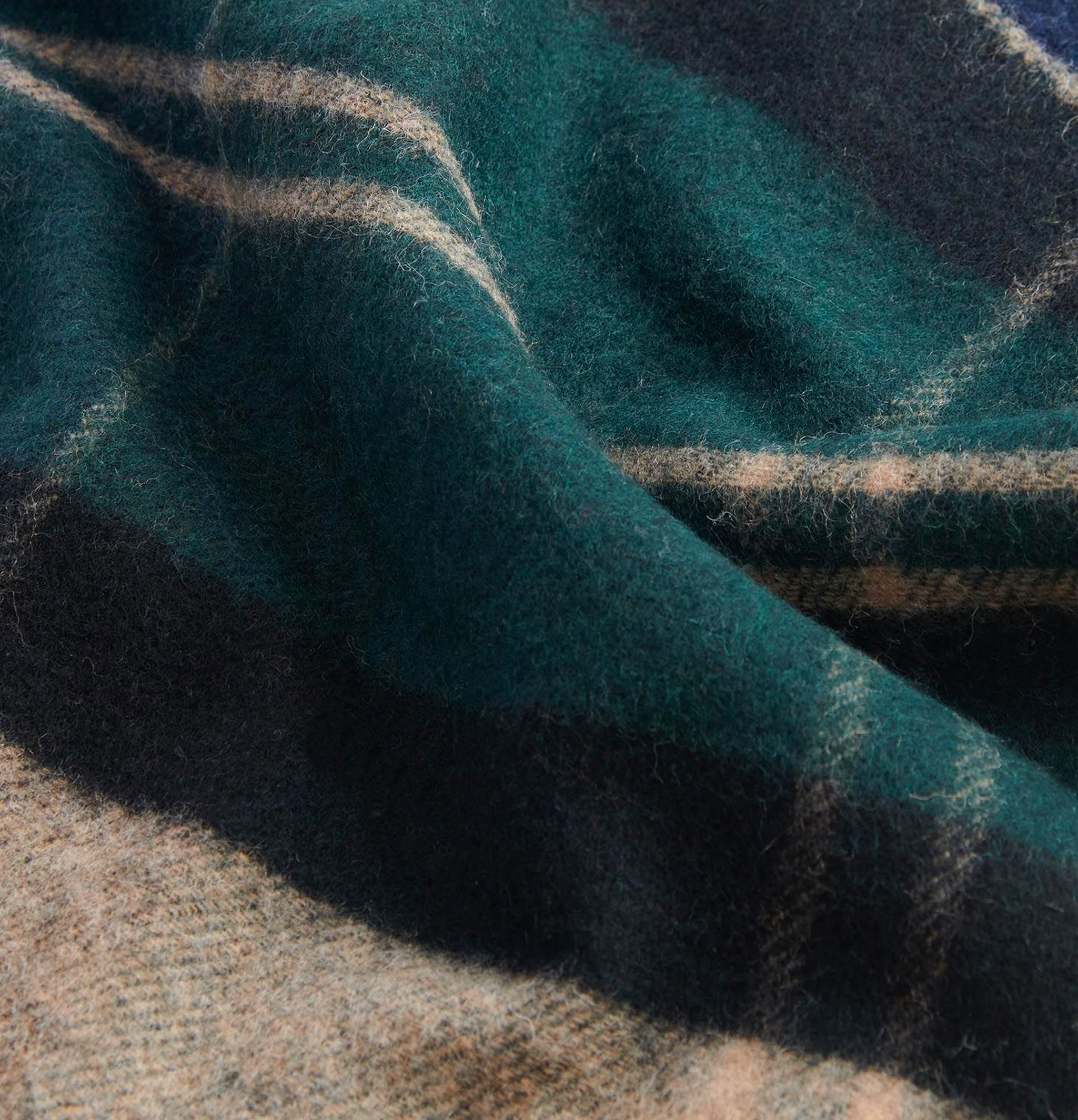 Inverness Tartan Scarf Green L